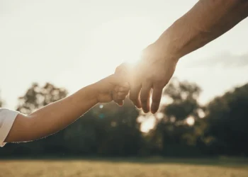 Dios es nuestro Padre: la verdad que cambia la forma en la que vemos el mundo