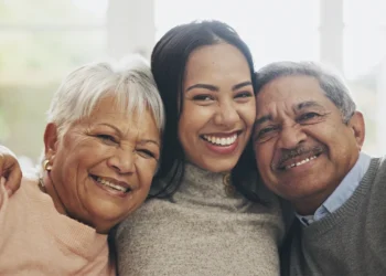 Honrar a los padres: el mandamiento olvidado