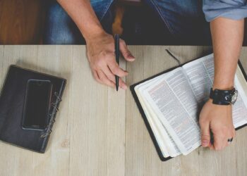 Midwestern te da una nueva oportunidad para estudiar la Biblia