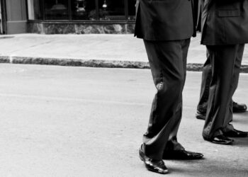 4 Razones a Favor de la Pluralidad de Ancianos en la Iglesia Local