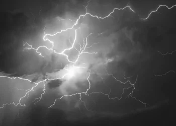 ¿Cómo suena Dios?: escuchando la voz de la majestuosidad