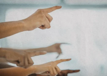 4 críticas habituales y cómo responder a ellas de forma constructiva