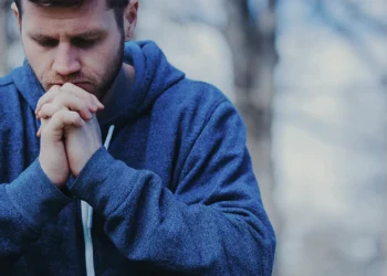 ¿Qué llena nuestras mentes cuando oramos?