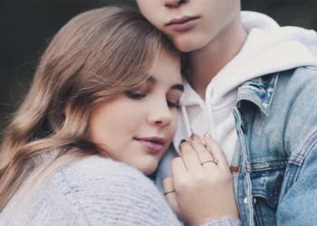 Qué dice la Biblia sobre el noviazgo de tus hijos